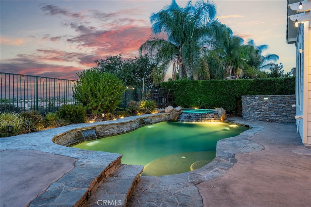 26858 Pine Hollow Court