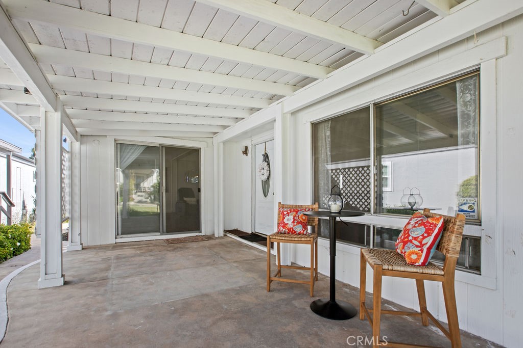 5200 Irvine Blvd 138