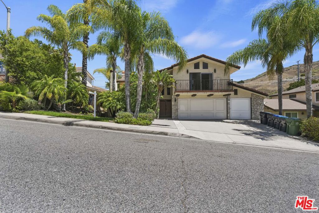 Photo 1 of 47 — 27821 Via Amistosa, Agoura Hills, CA 91301