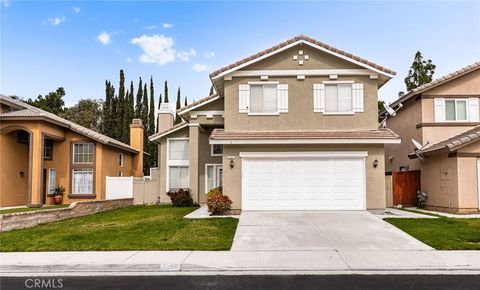 Photo of 1351 Longwood Pines Ln, Corona, CA 92881 (MLS # PW26035149)