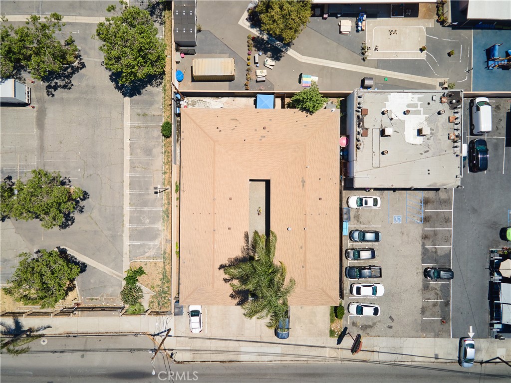 501 N Grand Avenue