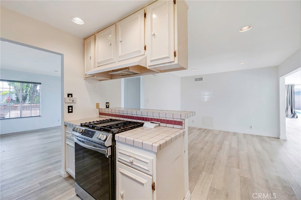 19342 salmon lane