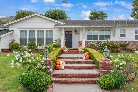 Photo of 4281 Admirable DR, Rancho Palos Verdes, CA 90275 (MLS # PV26221026)