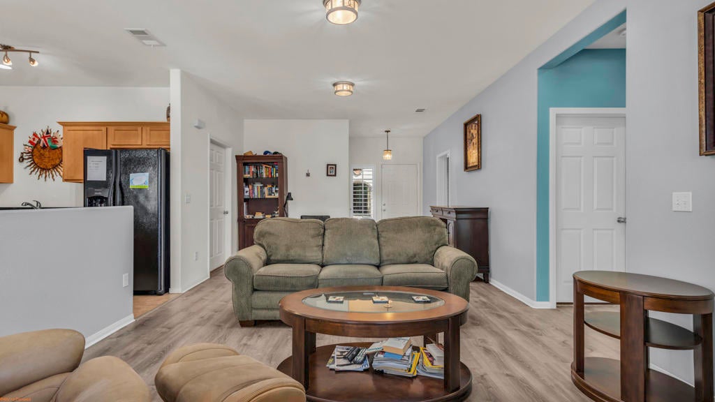 67687 Duchess Road 102