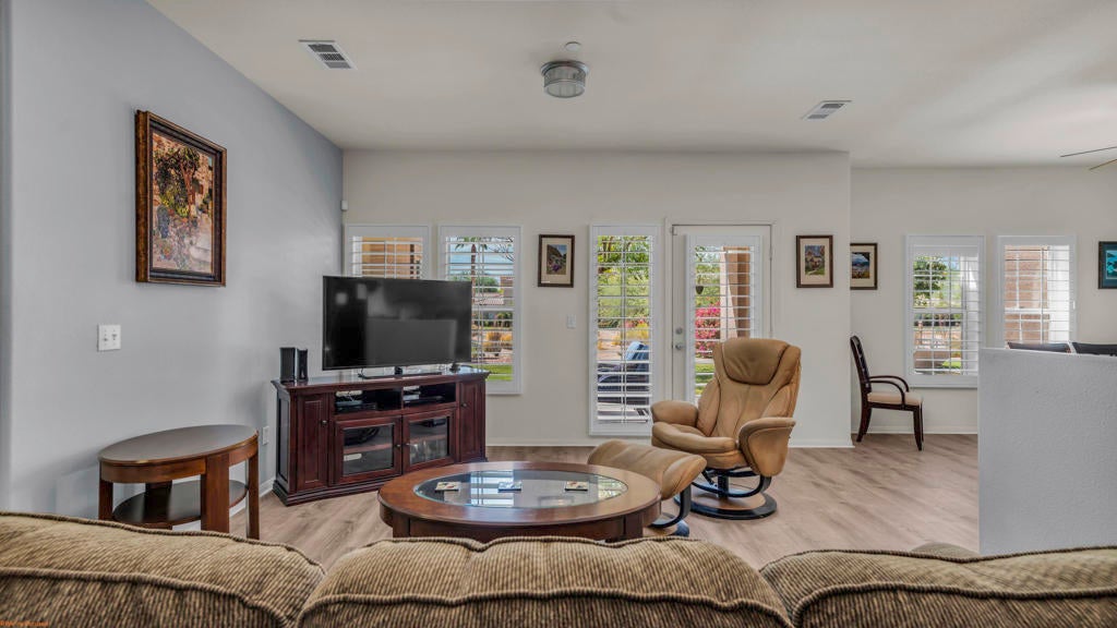 67687 Duchess Road 102