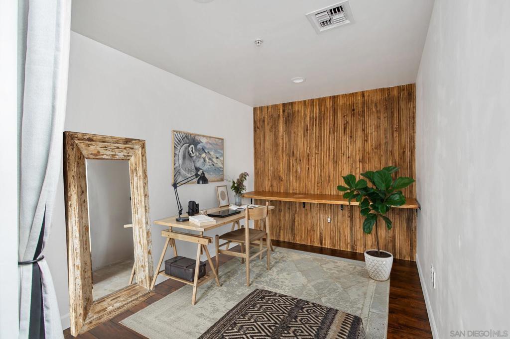 1150 J St 520
