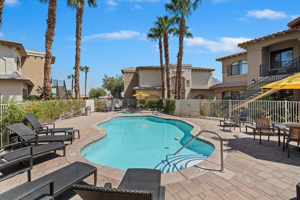 Casitas Las Rosas - Residential Lease