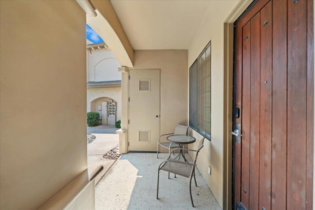 Casitas Las Rosas - Residential Lease