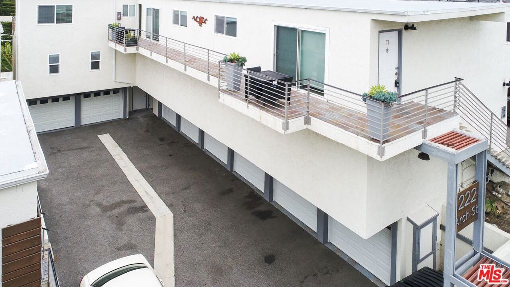 Photo of 222 Arch Street, Laguna Beach, CA 92651 (MLS # 25509615)