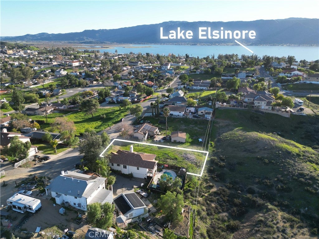 Photo 1 of 11 — 415 N SCRIVENER, Lake Elsinore, CA 92530