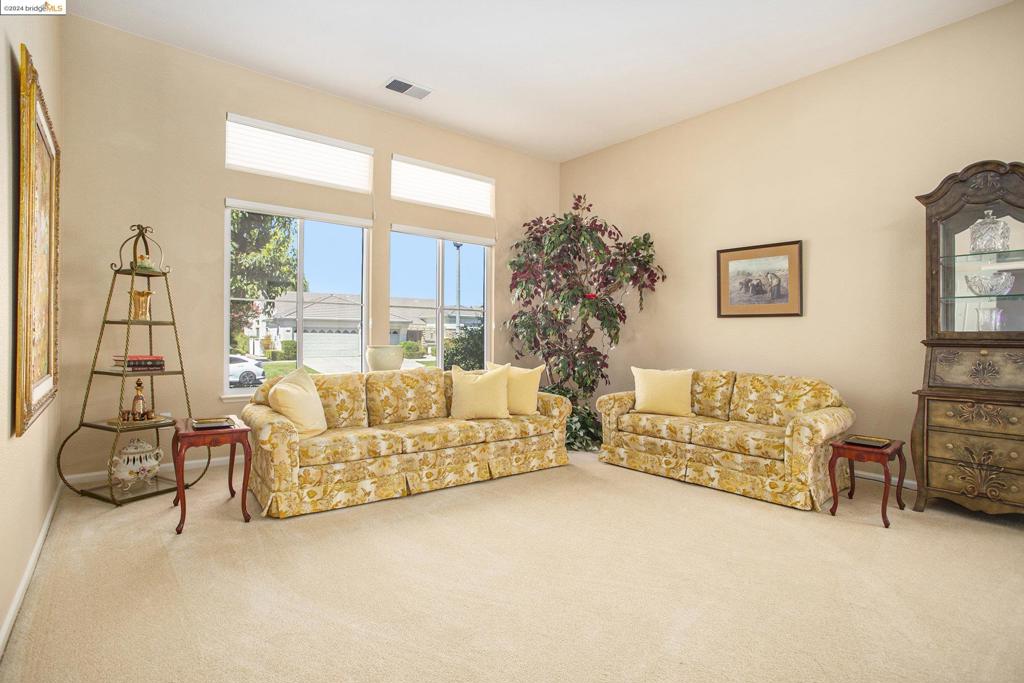 SUMMERSET 1 - Residential