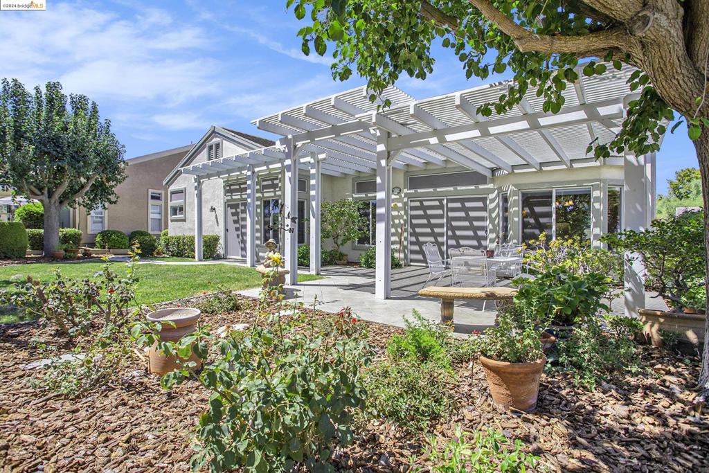 SUMMERSET 1 - Residential