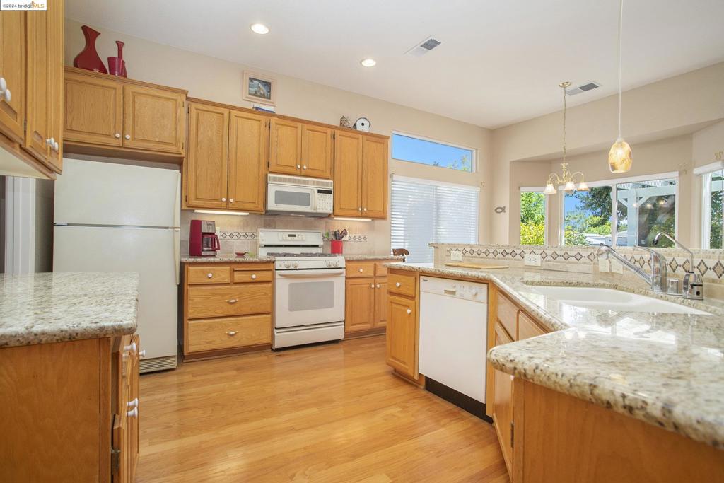 SUMMERSET 1 - Residential