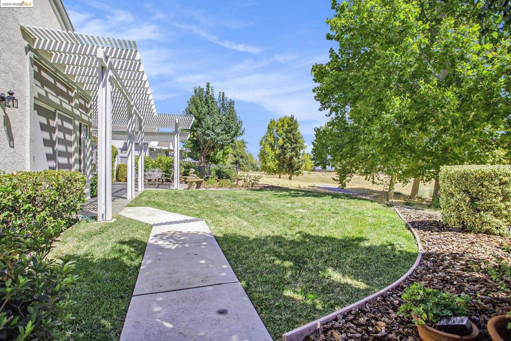 SUMMERSET 1 - Residential