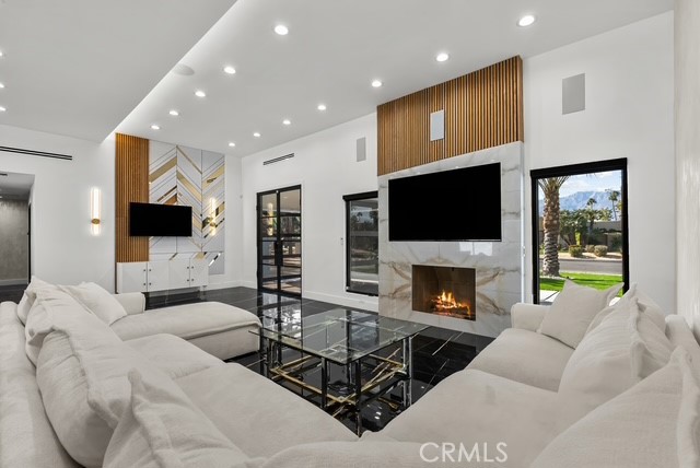 36736 Jasmine Lane