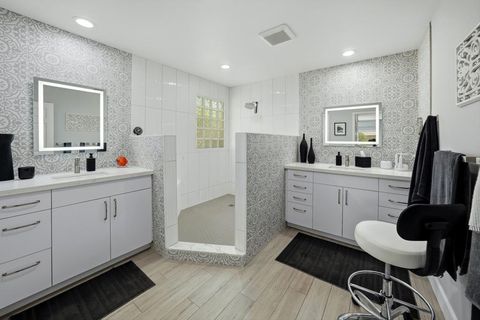 Tiny photo for 48221 Calle Florista, La Quinta, CA 92253 (MLS # 219146756DA)