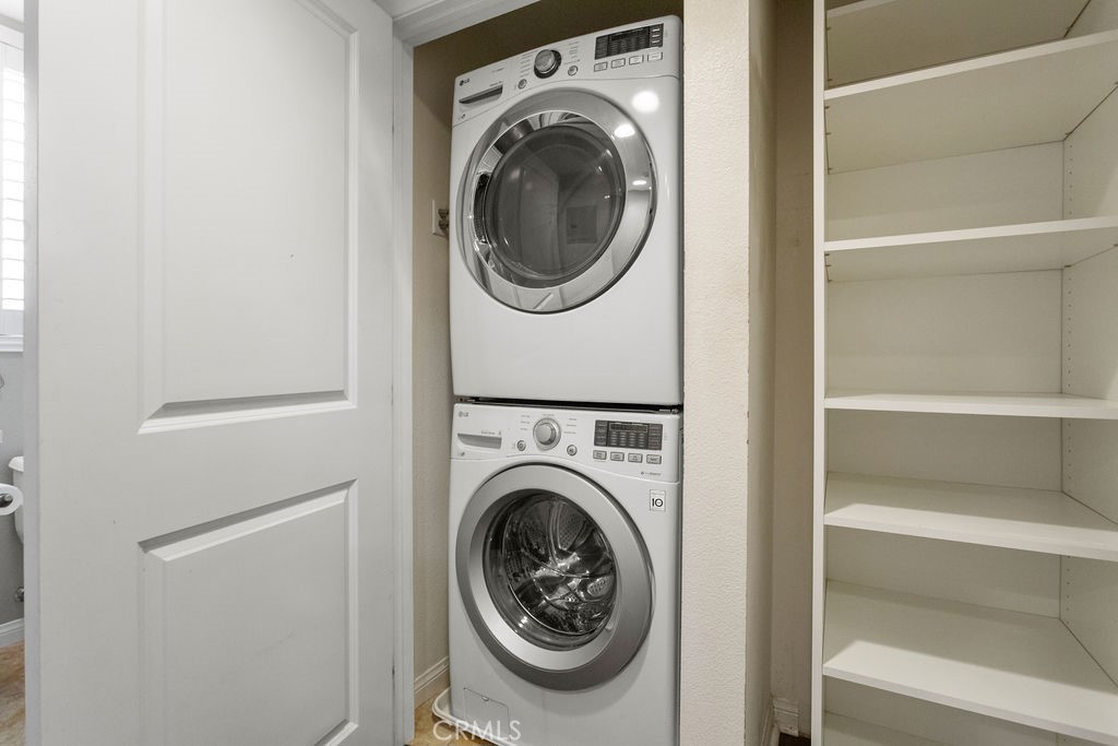 Latitudes South (LATS) - Residential Lease