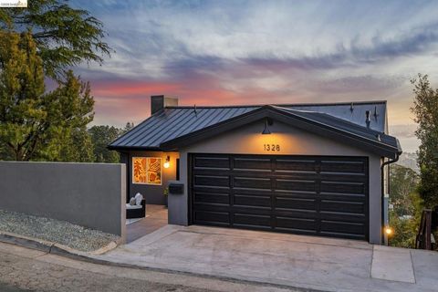 Photo of 1328 Summit Rd Rd, Berkeley, CA 94708 (MLS # 41134483)