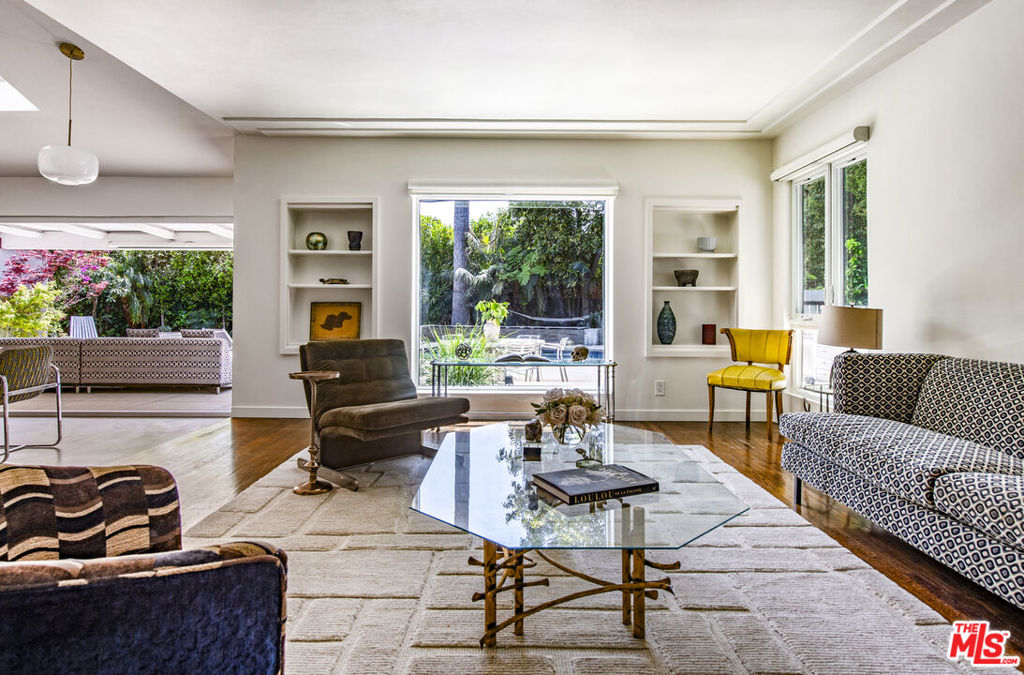 11160 Valley Spring Place