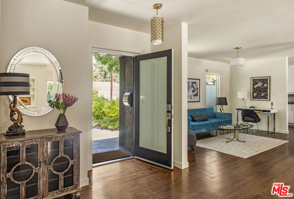 11160 Valley Spring Place