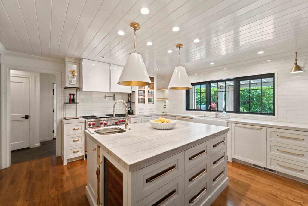 104 Bella Vista Court