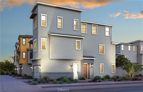 Photo of 648 Gadall, Irvine, CA 92618 (MLS # IV26018581)