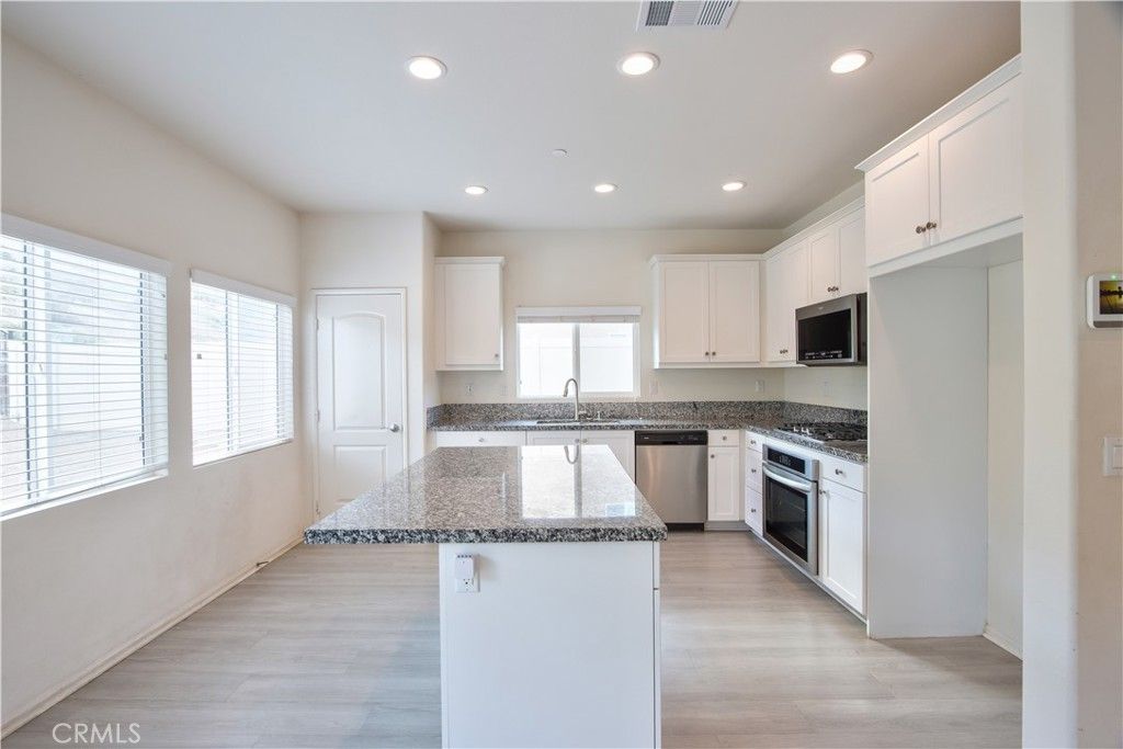 Photo of 30709 Expedition Drive, Winchester, CA 92596 (MLS # SW25200872)