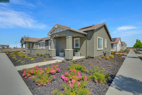 Photo of 2307 Rustic Oak Ln Ln, Rio Vista, CA 94571 (MLS # 41144421)