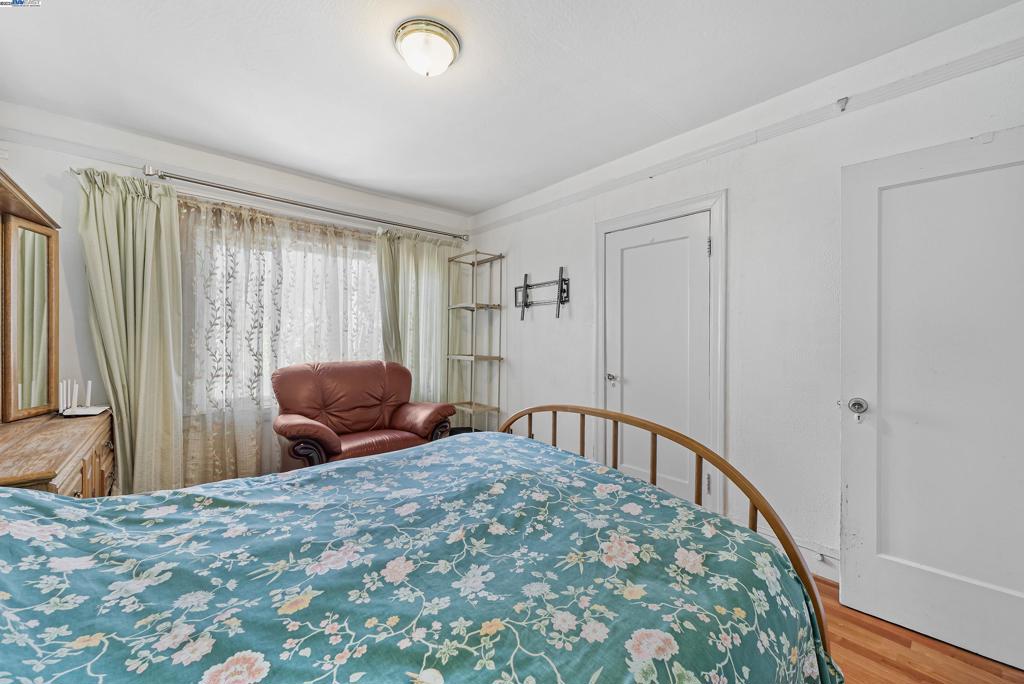 BROADMOOR - Residential