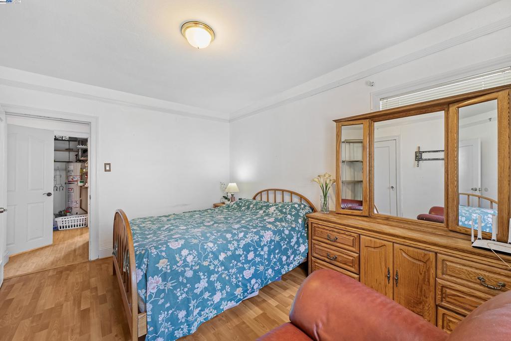 BROADMOOR - Residential