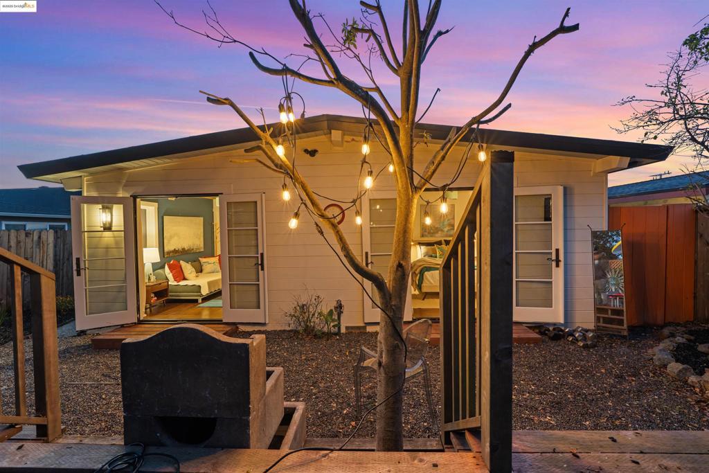 E RICHMOND HGTS - Residential