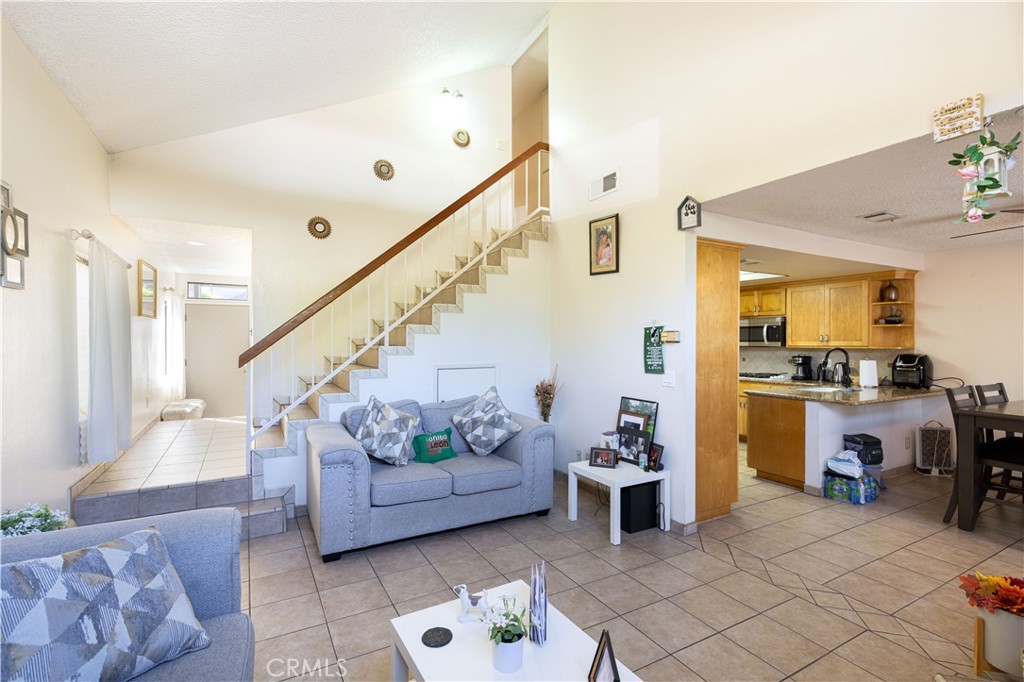 6000 Arbutus Avenue F