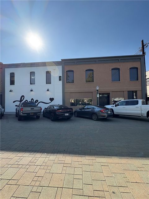 Photo of 109 N 5th Street, Redlands, CA 92373 (MLS # IG25236221)