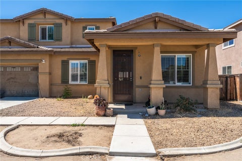 Photo of 11967 Iverson ST, Victorville, CA 92392 (MLS # CV26143185)
