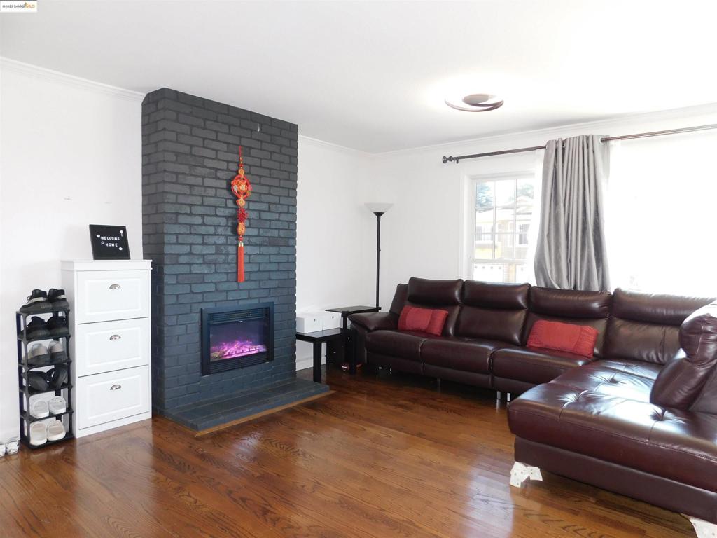 FAIRMONT - Residential