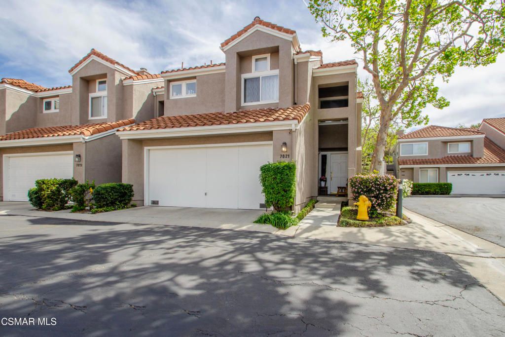Photo of 7021 Paseo Encantada, Camarillo, CA 93012 (MLS # 226001188)