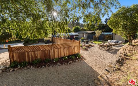 Photo of 272 N Topanga Canyon Boulevard #4, Topanga, CA 90290 (MLS # 26671727)