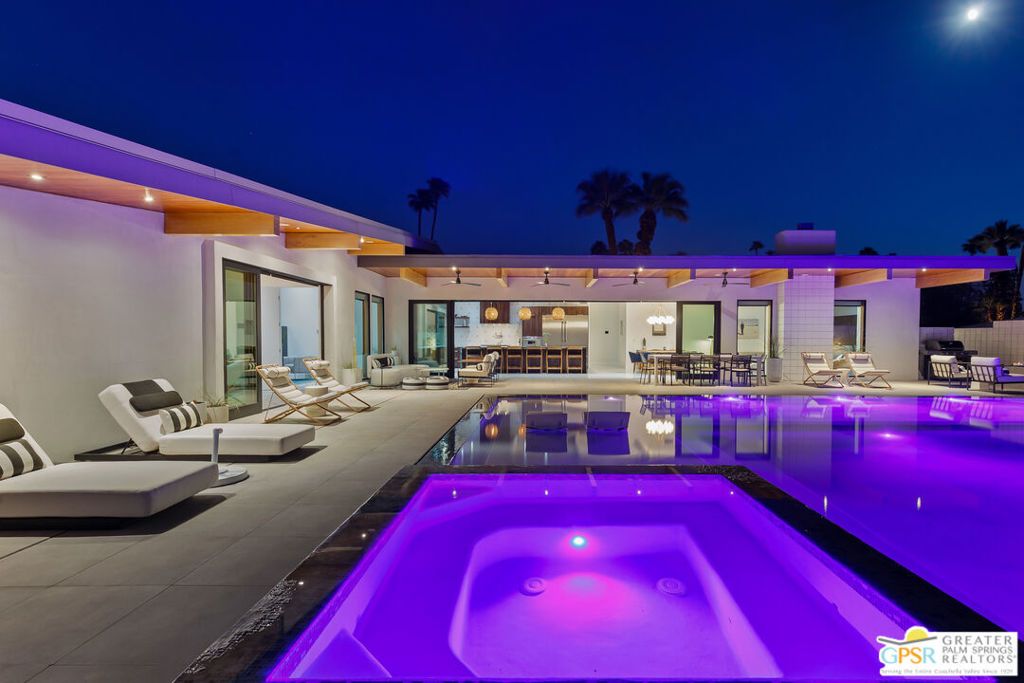 Photo of 1189 N Rose Avenue, Palm Springs, CA 92262 (MLS # 25609587PS)