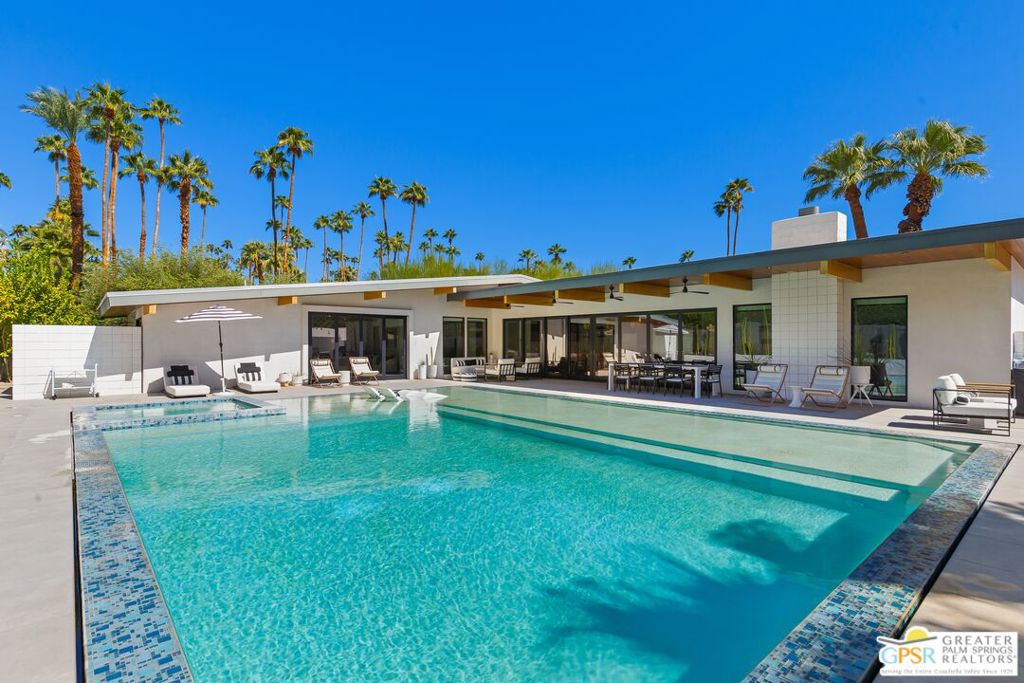 Vista Las Palmas - Residential