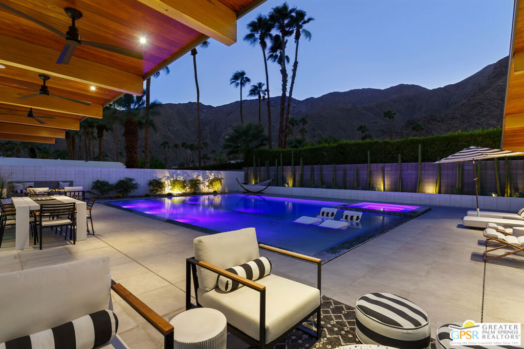 Vista Las Palmas - Residential