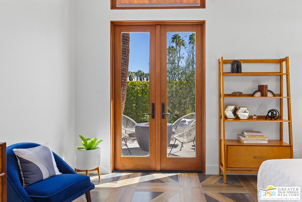 Vista Las Palmas - Residential