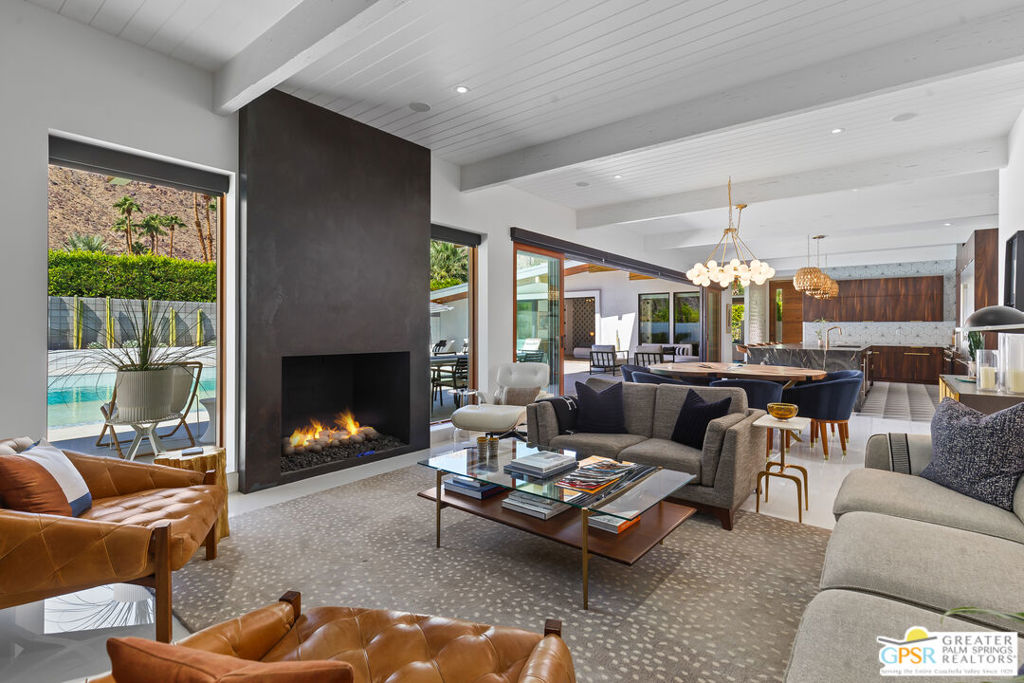 Vista Las Palmas - Residential