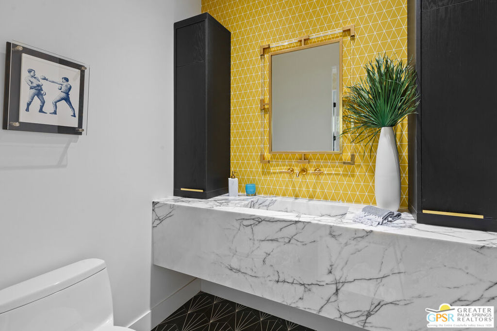 Vista Las Palmas - Residential