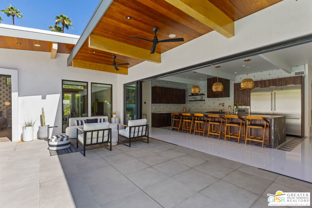 Vista Las Palmas - Residential