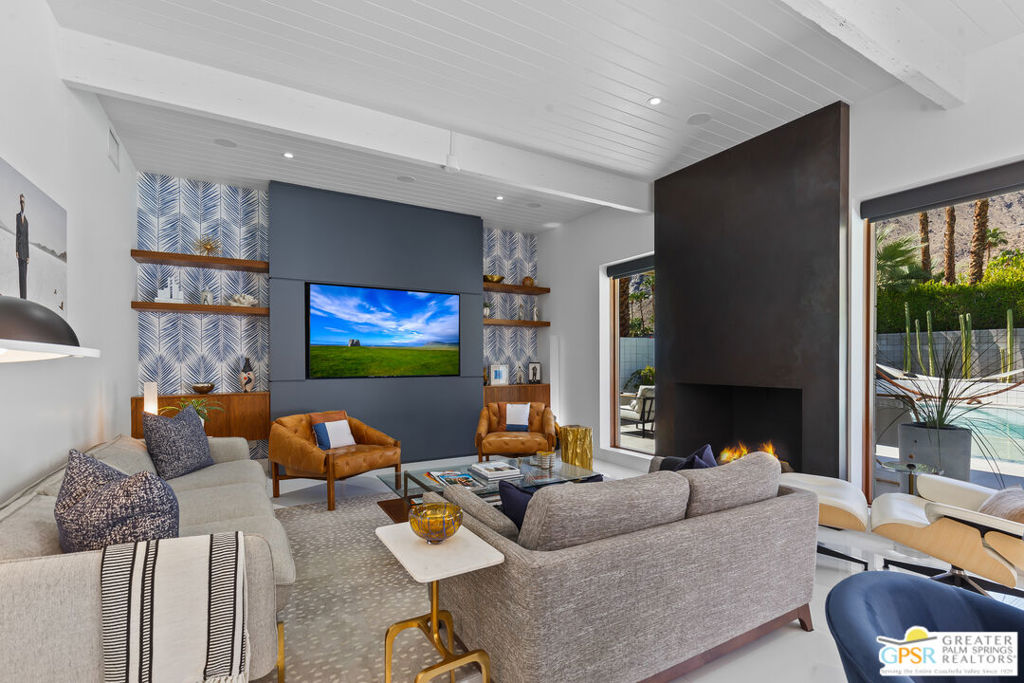 Vista Las Palmas - Residential