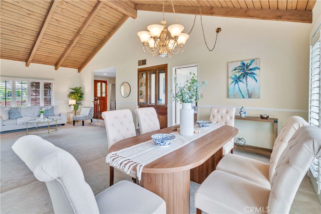 30715 Rue De La Pierre