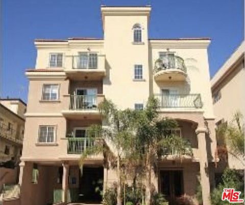 Photo of 1534 Greenfield Avenue #303, Los Angeles, CA 90025 (MLS # 26658563)