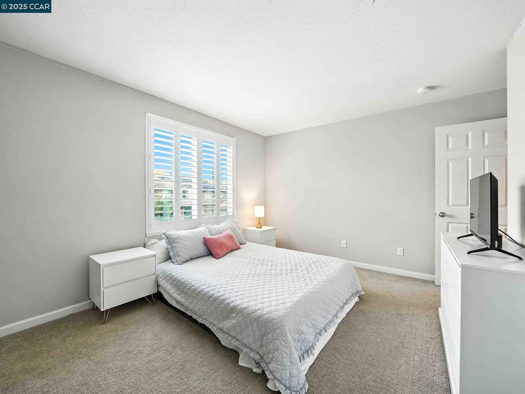 FAIRFIELD - Residential