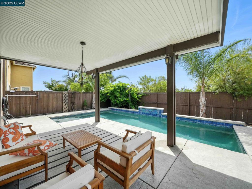 FAIRFIELD - Residential