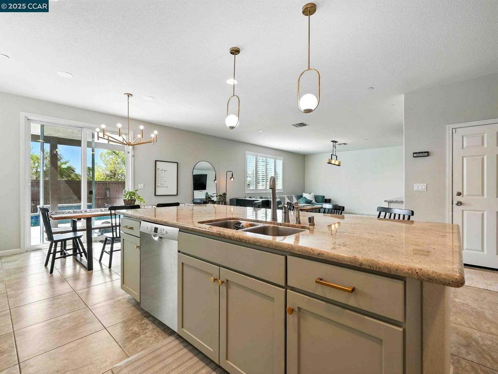FAIRFIELD - Residential